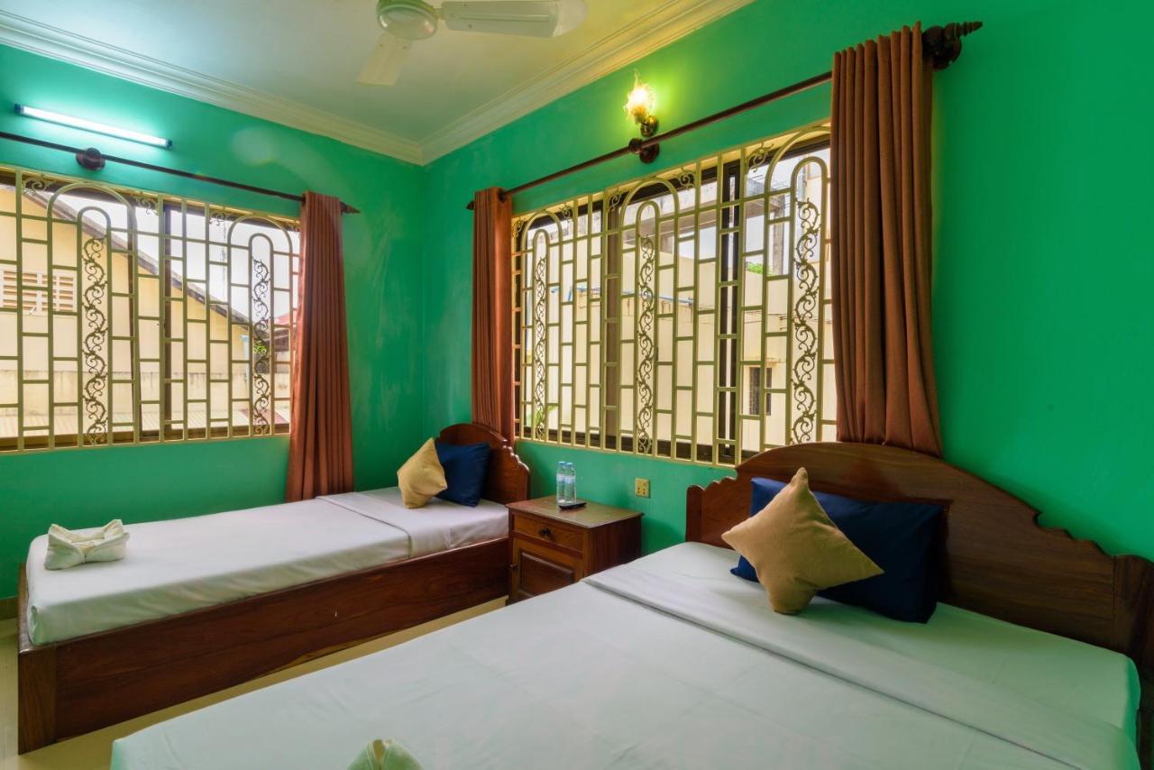 Happy Heng Heang Guesthouse Siem Reap Buitenkant foto